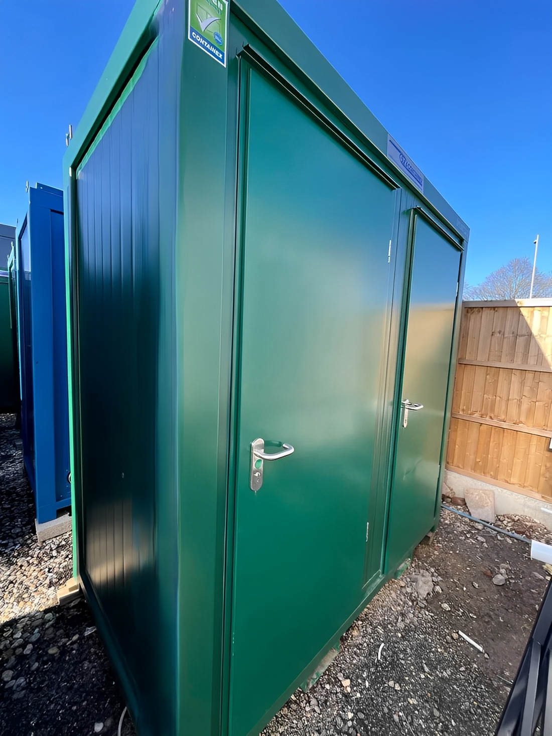 8ft x 5ft double mains toilet 1+1 (green) 8ft x 5ft double mains toilet 1+1 (green)