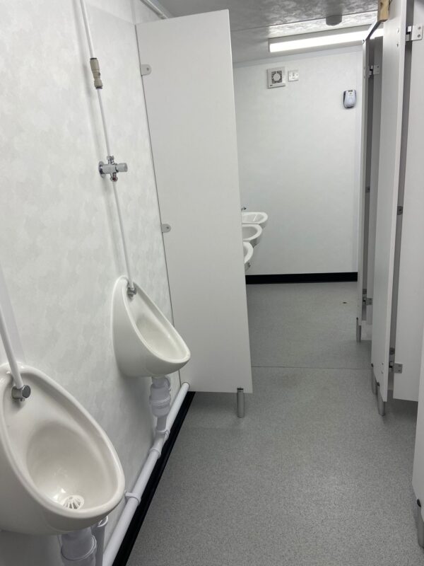 3+1 steel toilet cabin 16ft x 9ft 3+1 steel toilet cabin 16ft x 9ft